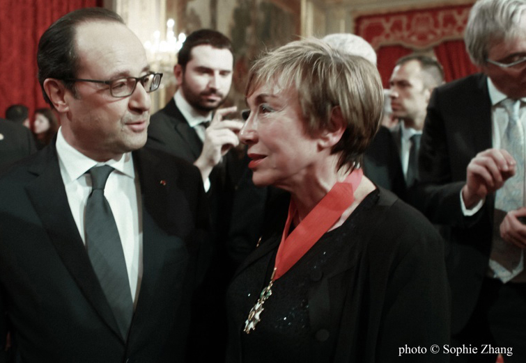 Julia Kristeva - Commandeur de la Légion d'honneur François Hollande  G.K. Galabov photo Sophie Zhang